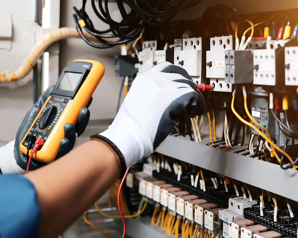 Warung & Service Arbeiten an Elektroinstallationen durch Gerlach Gebaeudetechnik Eislingen